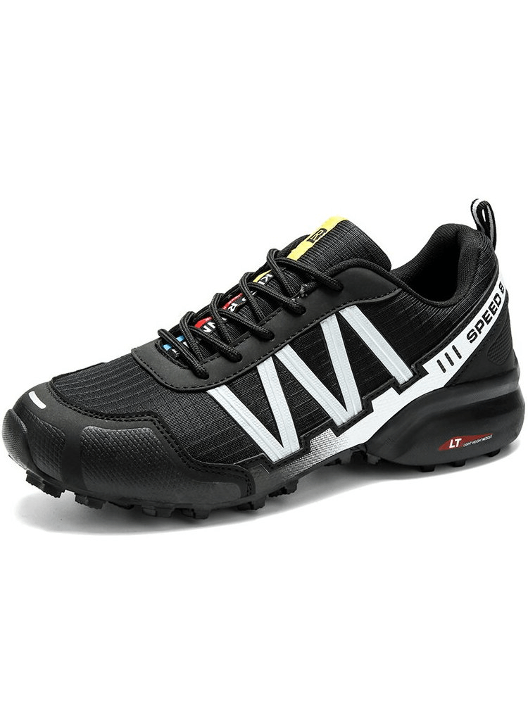 Waterproof non-slip men's sneakers SF0780 with EVA outsole, breathable mesh, and lace-up design for sports or casual wear.